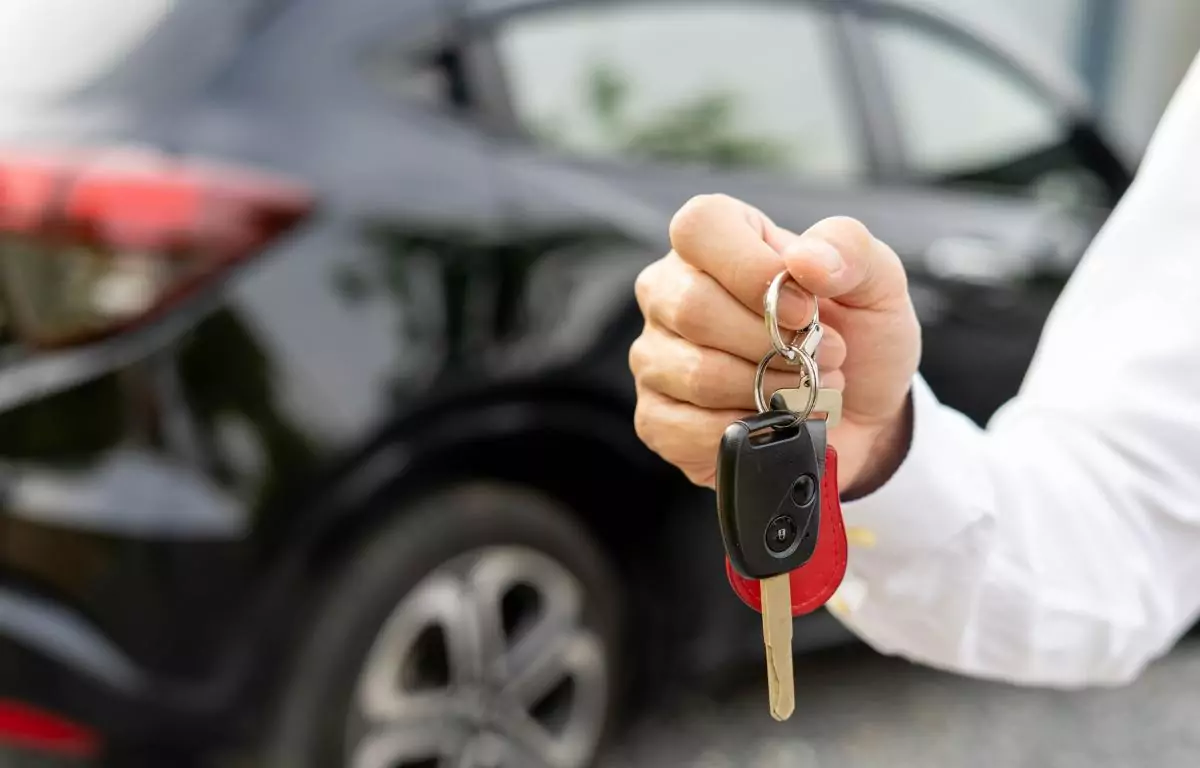 Qué necesito para alquilar un coche en Ibiza