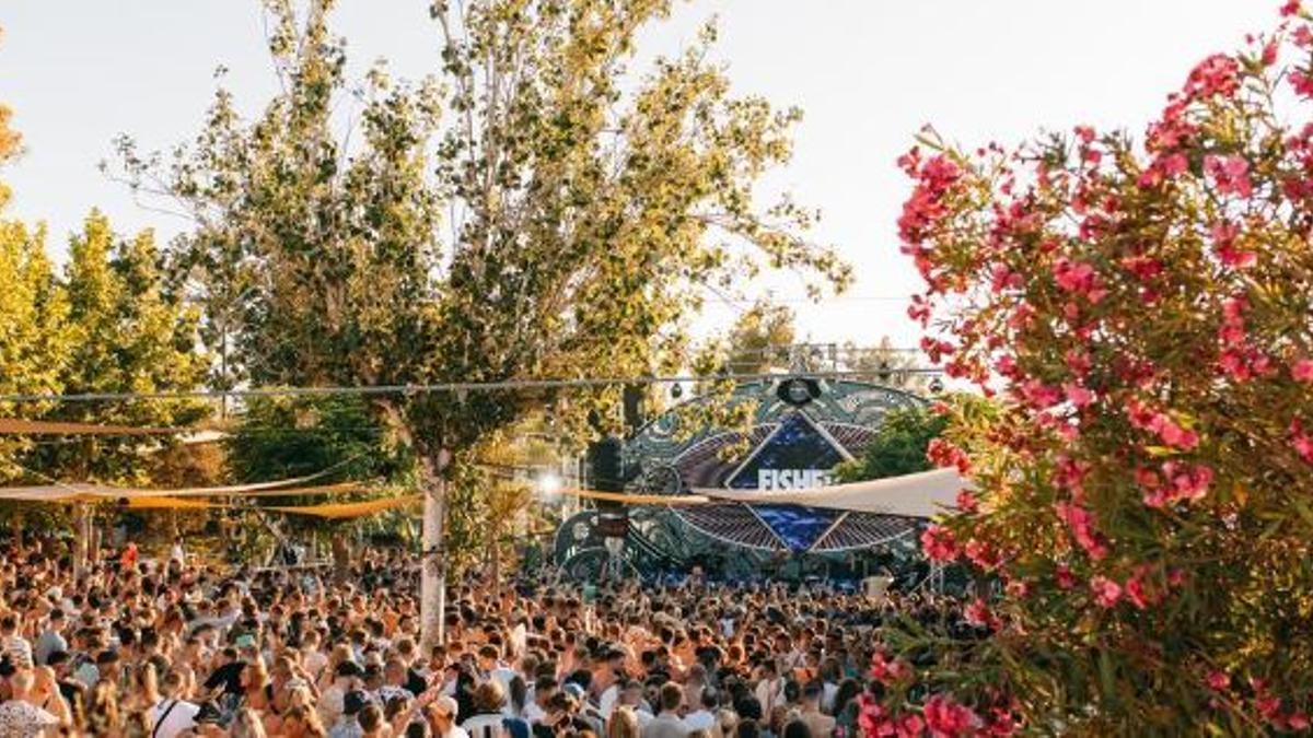 mejores fiestas al aire libre a las que llegar en coche en Ibiza